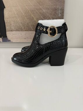 Topshop Black Croc-Embossed Cutout Ankle Boots with Gold Buckle